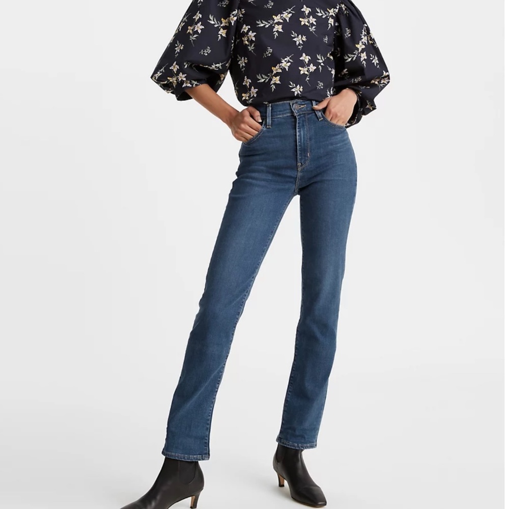 Levi’s 724 high rise straight